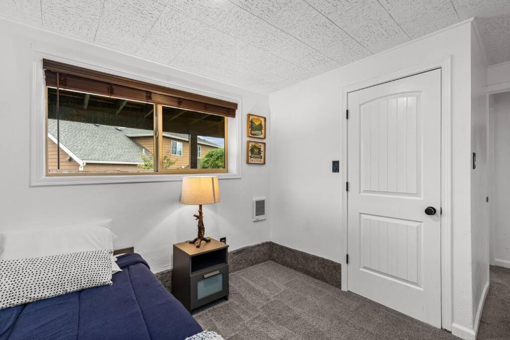 Апартаменты Pacific Nw Gem W/Hot-Tub 15 Minutes Airport. Оберн Экстерьер фото